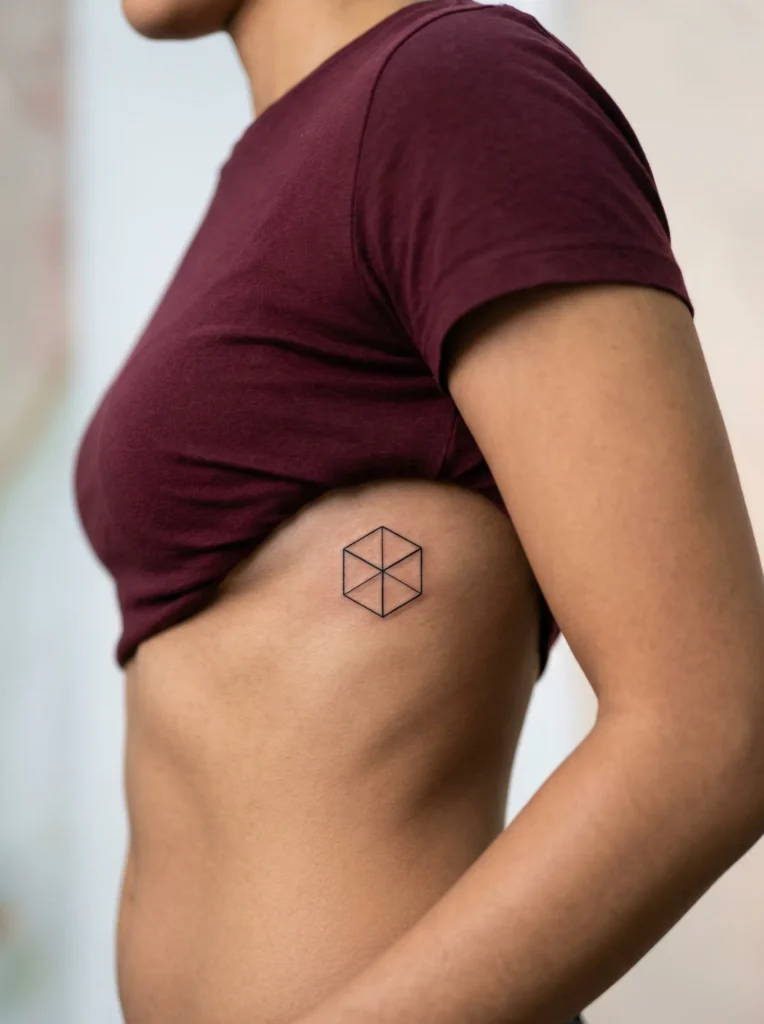 Tiny Geometric Cube on Rib